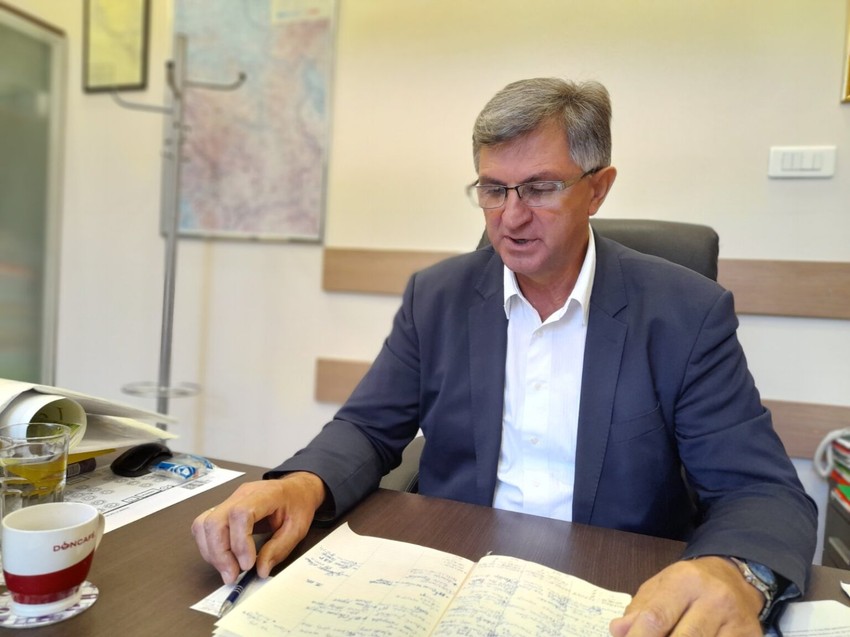 Prva školska godina u prvoj srednjoj Poljoprivrednoj školi počela je u oktobru 1923. godine, podseća direktor Milan Gajić