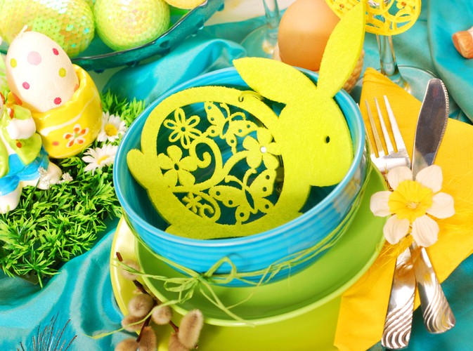 Jak udekorować wielkanocny stół