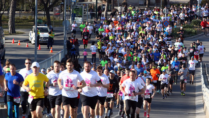 37. alkalommal rendezték meg a Telekom Vivicitta futófesztivál félmaratoni versenyét – fotók