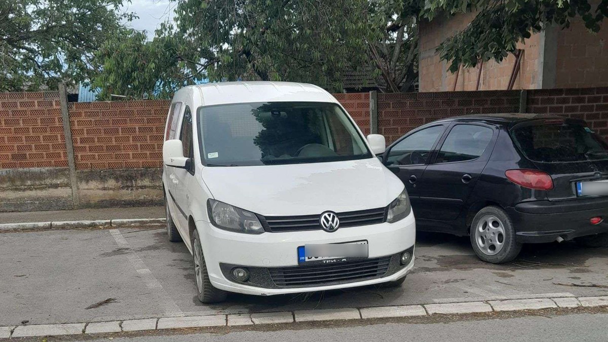 Potraga forenzike u selu Ljukovo kod Inđije