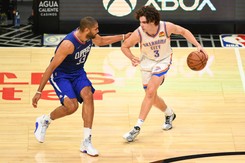 Liga NBA. Giddey najmłodszym koszykarzem z triple-double