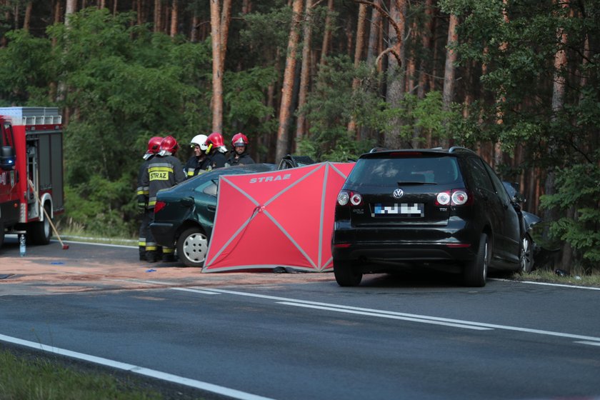 Tragiczny wypadek na „trasie śmierci” w Lubuskiem. Zginęły dwie osoby