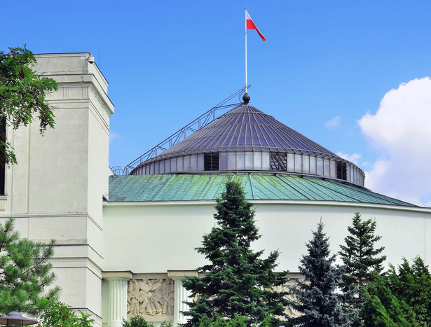 Poseł spotkał się z prostytutką. Za hotel zapłacił podatnik