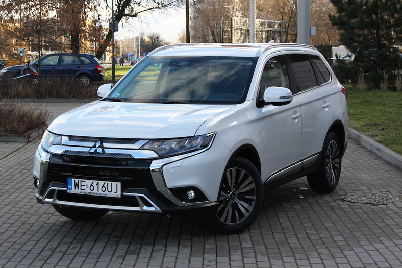 Mitsubishi Outlander 