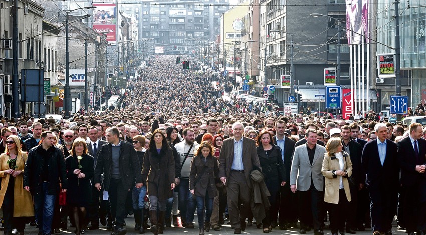 Šetnja za Zorana: Nebrojena kolona građana na putu ka grobu ubijenog premijera