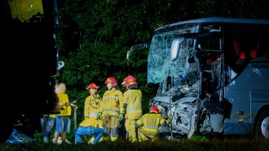 Tragiczny wypadek busa na Śląsku. Policja o szczegółach zdarzenia