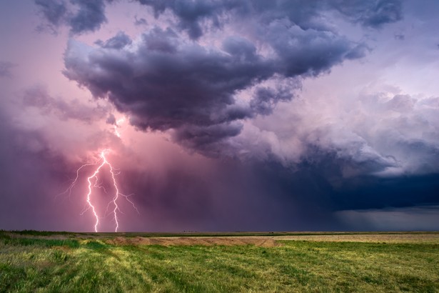 W środę upał i burze, na zachodzie pochmurno i rześko [PROGNOZA POGOODY]