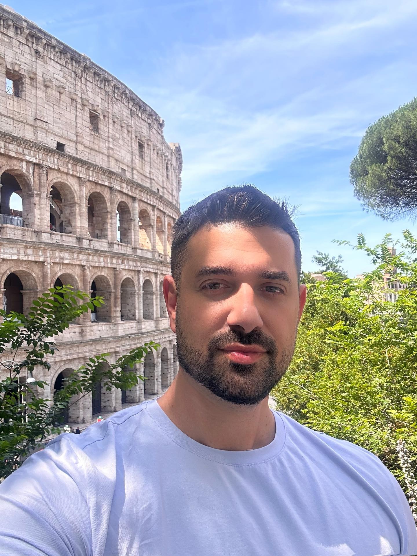 Exposlanec Erik Ňarjaš.