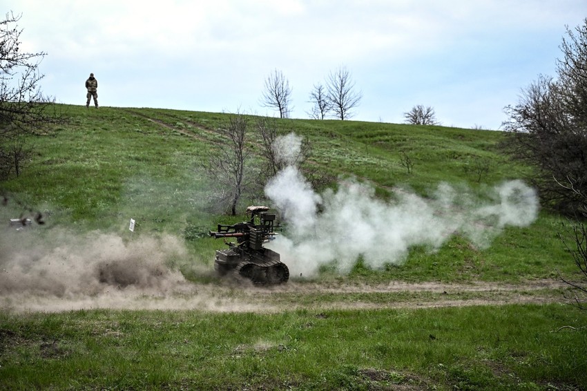 Testiranje ukrajinskog kopnenog robota 10. aprila
