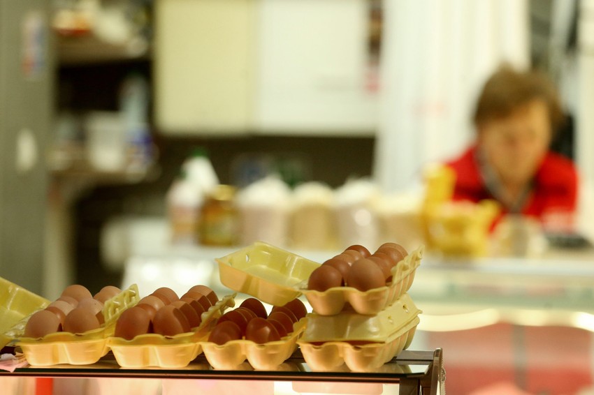 Prodaja jaja na tržnici u Banjaluci