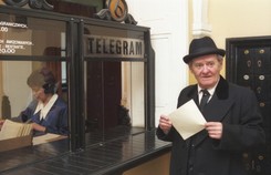 Był genialnym Rzeckim w 'Lalce'. Krążą legendy o tym, co powiedział w 'Misiu z okienka'