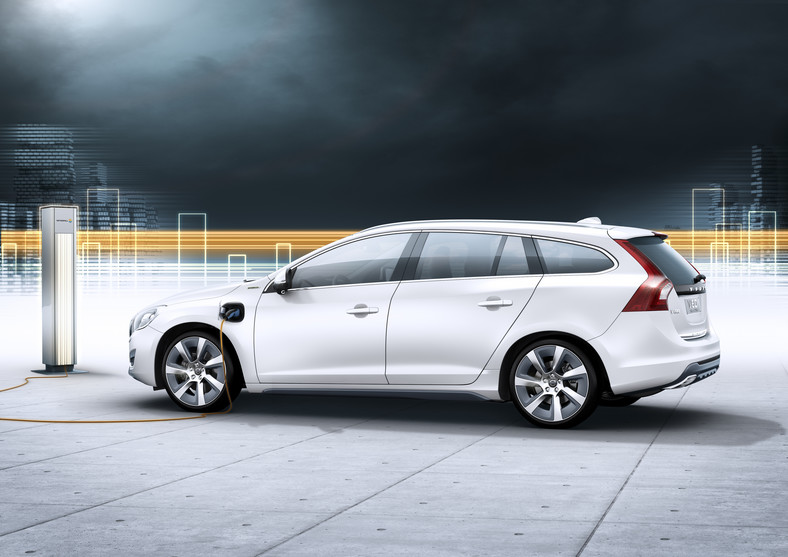 Hybrydowe Volvo V60 do produkcji