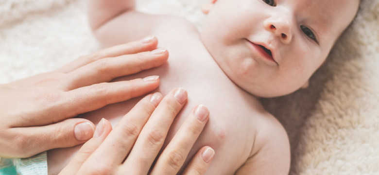 Nie zgaduj - zaobserwuj! 5 oznak prawidłowo funkcjonującego brzuszka niemowlęcia