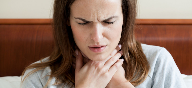Zapalenie gardła – jak leczyć infekcję bakteryjną, wirusową oraz stan przewlekły?