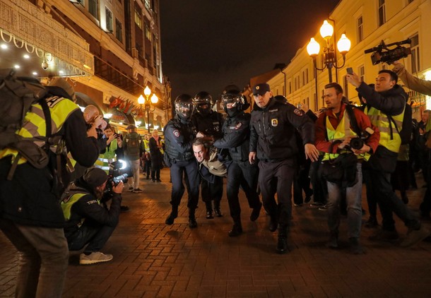 Protesty po orędziu Putina