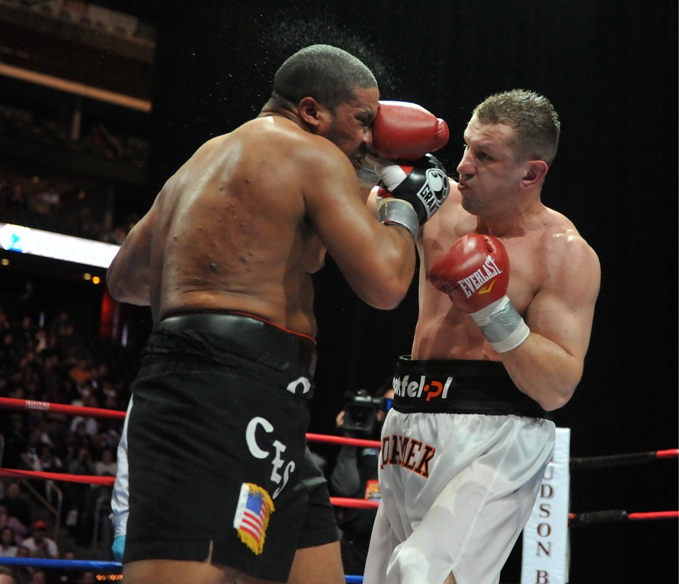 USA BOXING ADAMEK ESTRADA