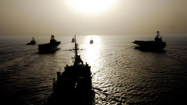 Egyre feszültebb a helyzet: amerikai hadihajók léptek be a Tajvani-szorosba