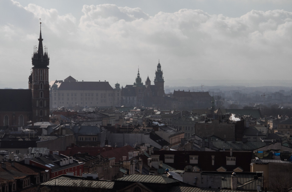 Szare niebo nad Krakowem