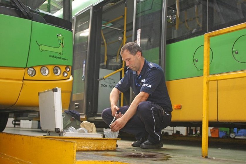 Psy policyjne odbyły szkolenie w autobusach MPK