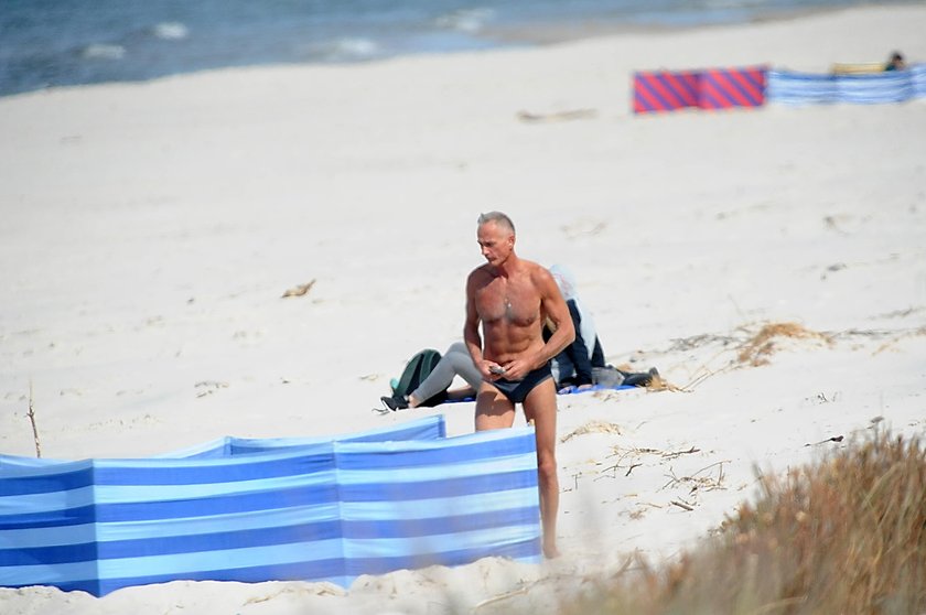 Jan Maria Jackowski na plaży