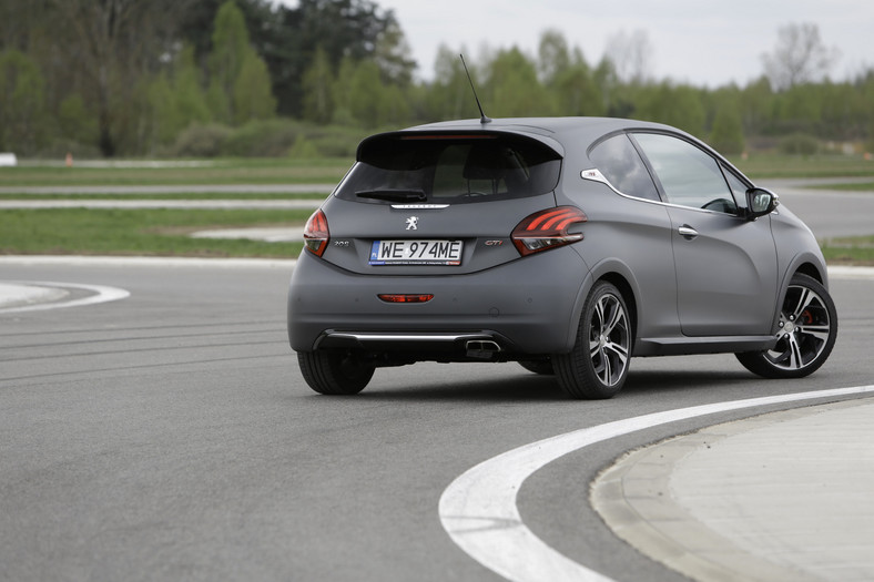 Peugoet 208 GTI