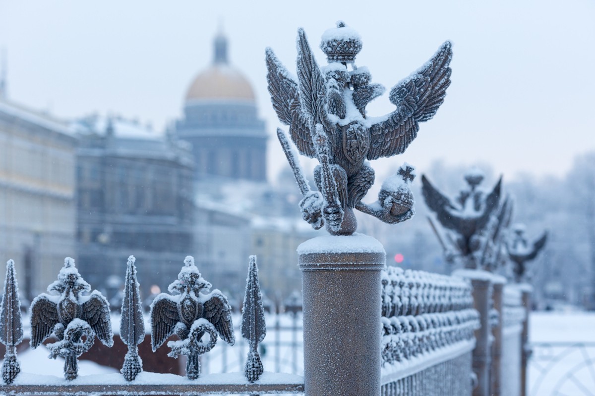 Figura orła z rosyjskiego godła, St. Petersburg, Rosja.
