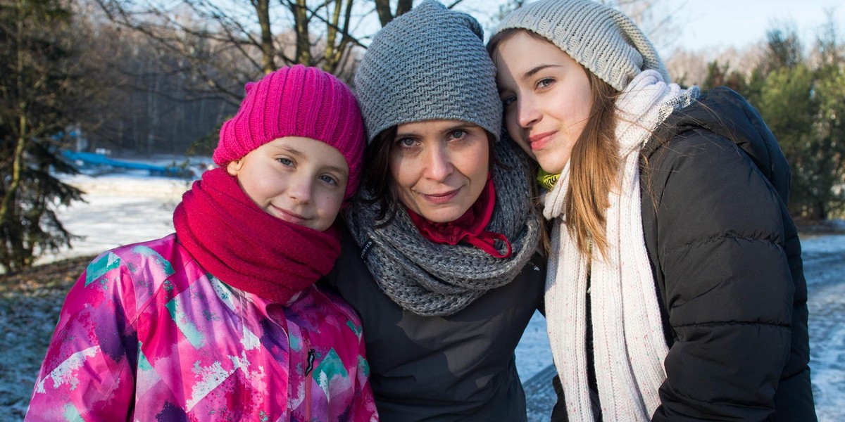 Od lewej : Zosia Kacan (10 l.) , mama Sabina Kacan (39 l.) oraz Wiktoria Gruszka (16 l.)