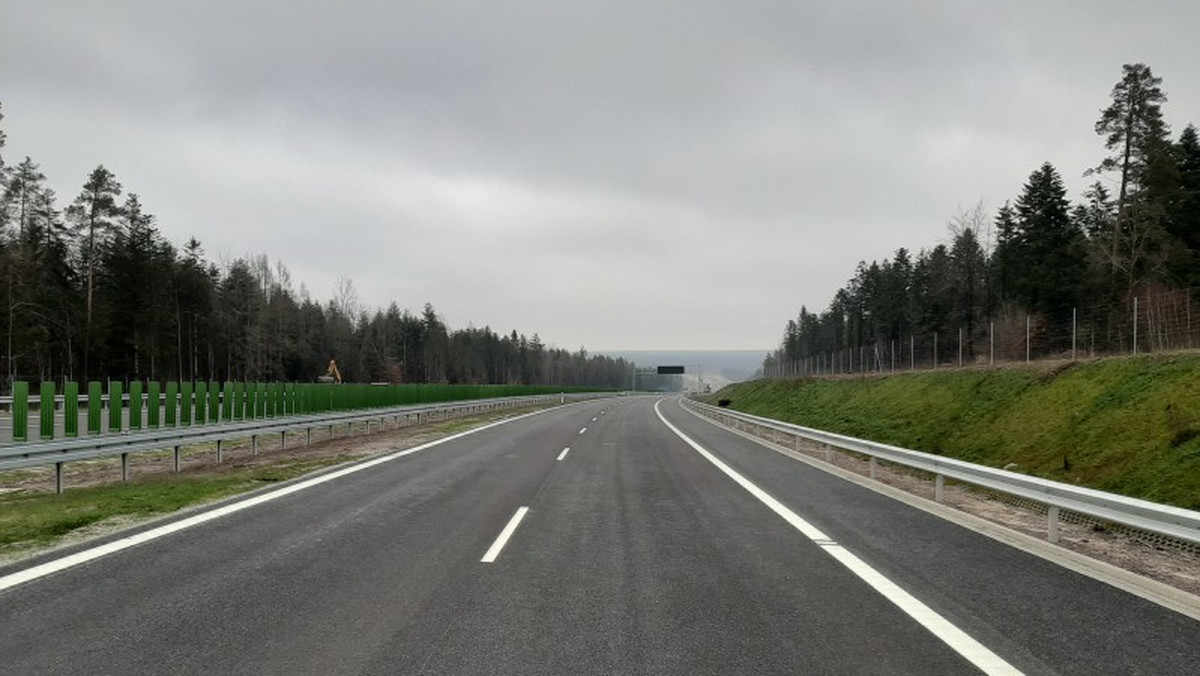 Miliony na drogi w Świętokrzyskiem. Kielce: oddział GDDKiA podsumował rok