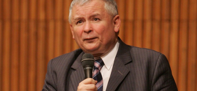 Kaczyński w Radiu Maryja: Tusk kpi z narodu
