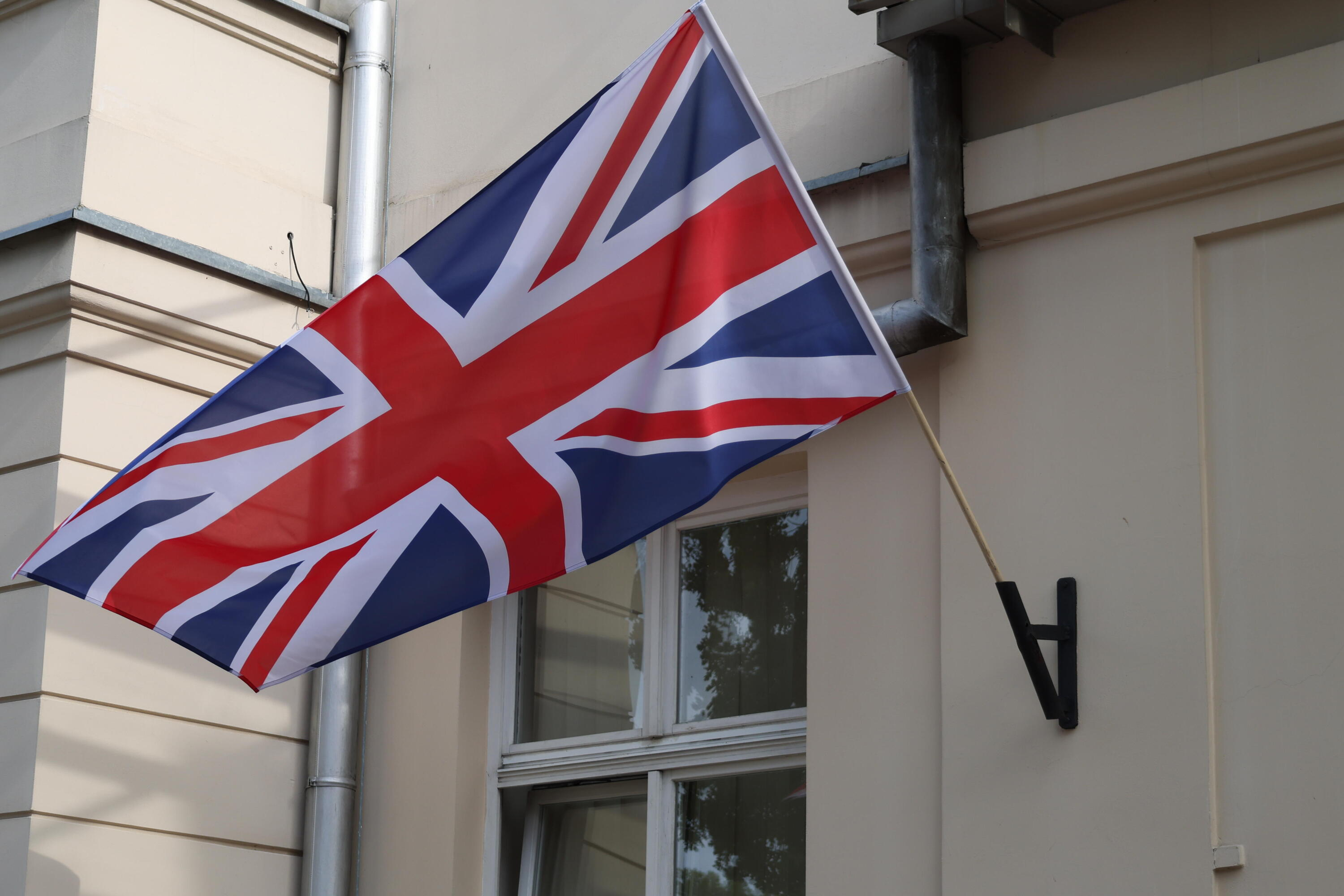 Von der Leyen, Costa i Macron potępiają zakazy USA dla Bretona i 4 aktywistów