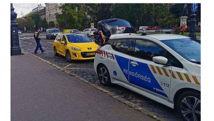 Razzia: rengeteg gyorshajtót kapcsoltak le a zsaruk az Andrássy úton 