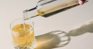 Igazi ajándék a bélrendszerednek, és szinte nem kerül semmibe, mégsem iszunk belőle eleget