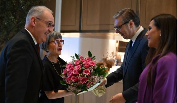 Predsednik Vučić, sa suprugom, ugostio je na večeri predsednika Švajcarske 