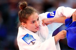 Pierwsza złota medalistka olimpijska z Kosowa zakończyła karierę