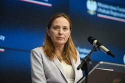 Kontrowersje wokół KPO. Minister wstrzymuje wypłaty środków