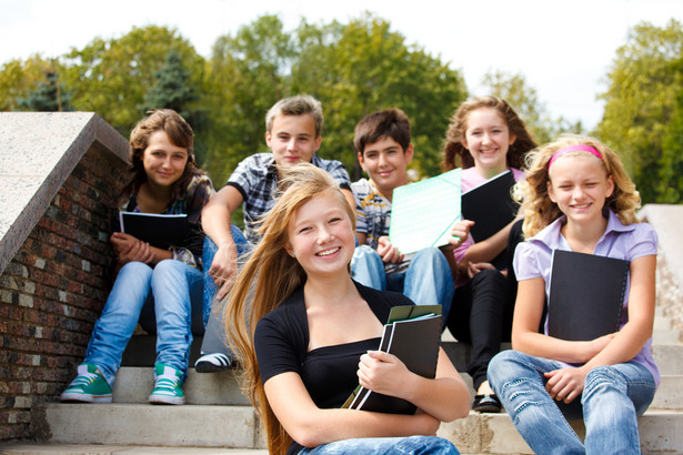 Krytyczna ocena gimnazjów na I Kongresie Edukacji