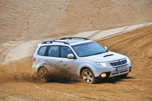 Subaru Forester kontra VW Tiguan, Renault Koleos i Mitsubishi Outlander - Czyli SUV-y na terenie miasta