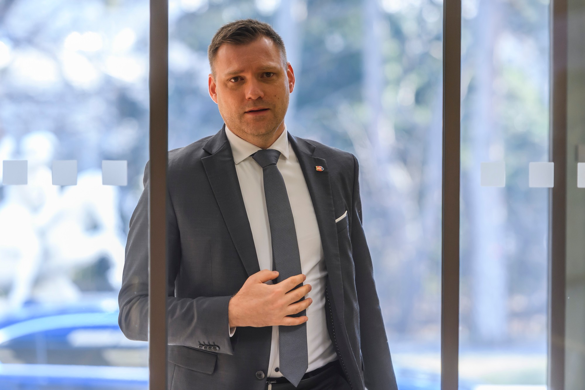 Podpredseda vlády a minister životného prostredia SR Tomáš Taraba (nominant SNS).