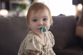 Ovo ŽENSKO IME donosi USPEH I SREĆU, a u Srbiji ga čujete NA SVAKOM ĆOŠKU: Simbol je DOBROTE, ČISTE ENERGIJE I SVETLOSTI i omiljeno je među novopečenim roditeljima