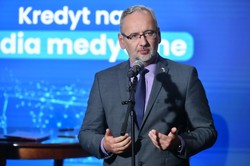 Niedzielski: Kredyty na studia medyczne to jeden z elementów zwiększania kadr