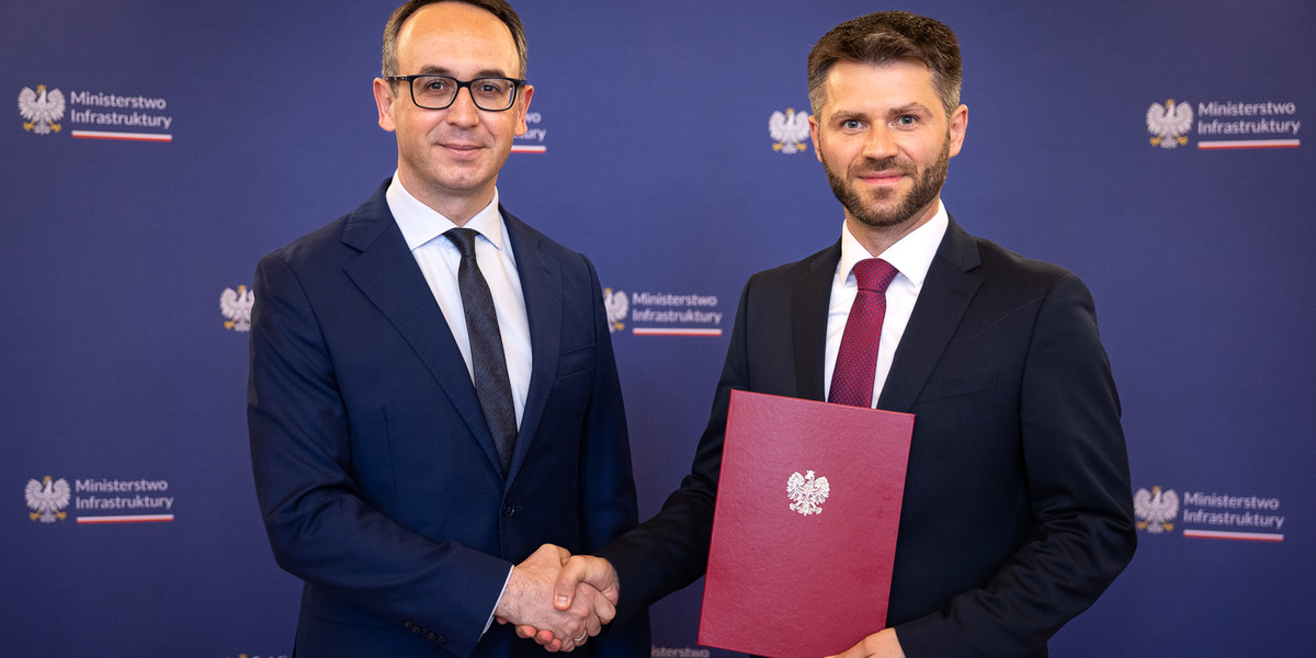 Minister Dariusz Klimaczak i nowy prezes ULC Julian Rotter.