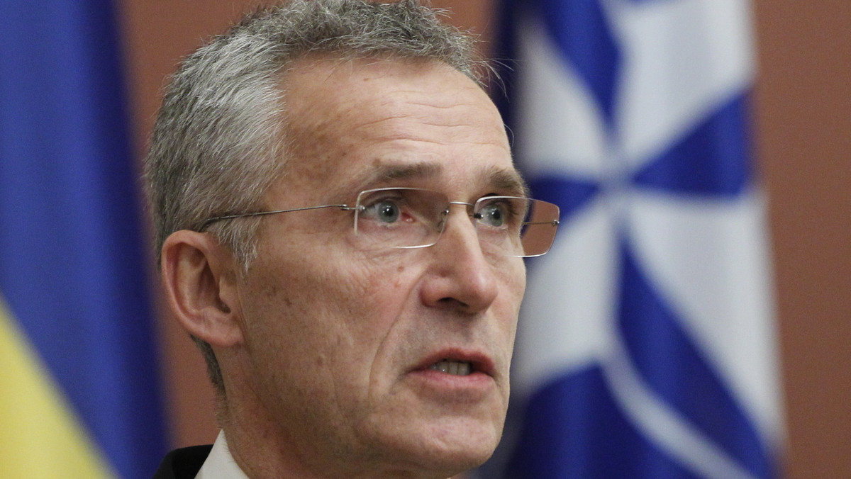 <strong>Drzwi do członkostwa Ukrainy w NATO pozostają otwarte - oświadczył sekretarz generalny Sojuszu Północnoatlantyckiego Jens Stoltenberg, przemawiając w Radzie Najwyższej (parlamencie) w Kijowie.</strong>