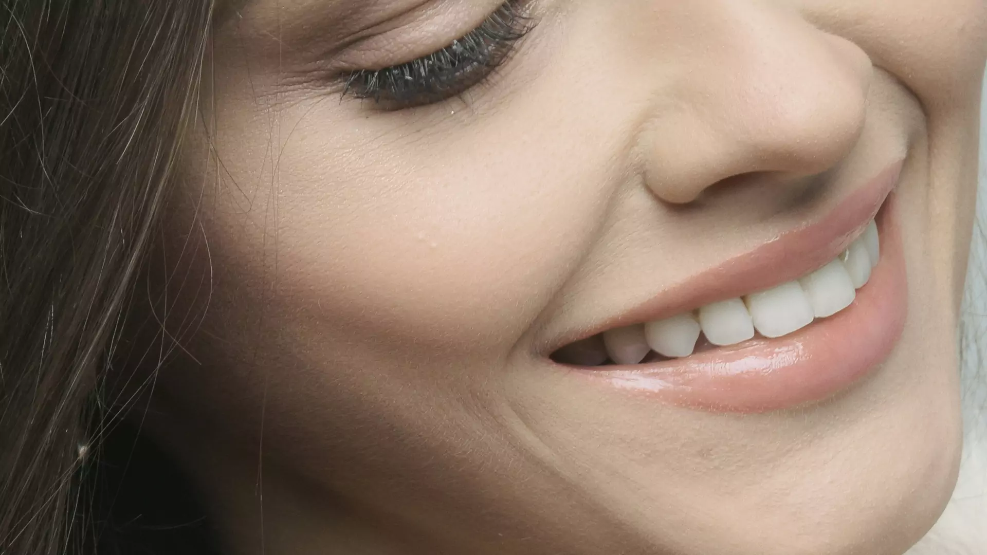 Pasta micelarna daje efekt dentystycznej czystości i bieli jak prosto z gabinetu