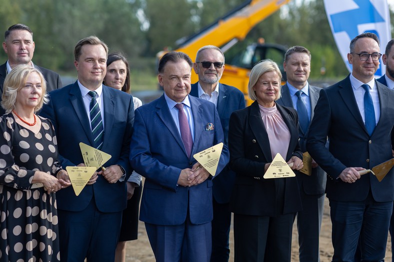 Będzie nowy most i obwodnica za 200 milionów w woj. mazowieckim. Wmurowanie kamienia węgielnego odbyło się 15 września 2025