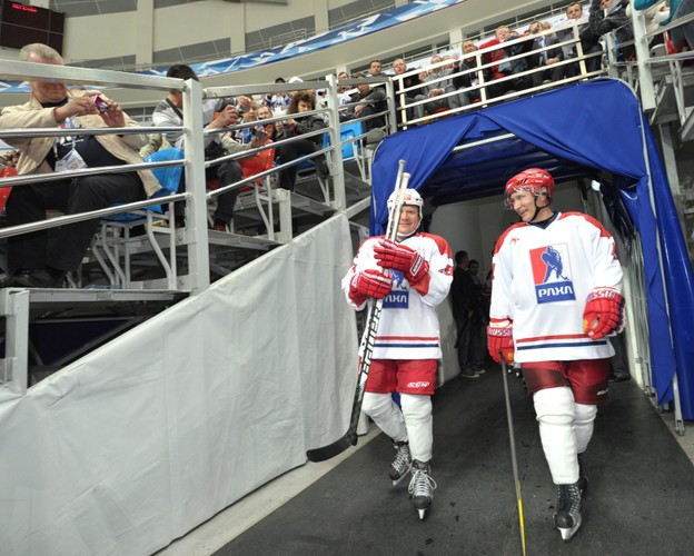 Władimir Putin hokeistą