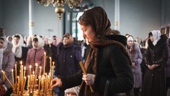 Sutra je Tucin dan, kuća se priprema za Božić, dve stvari su strogo zabranjene