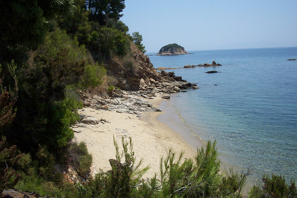 Miejsce 1. - Little Banana Beach, Skiathos, Grecja