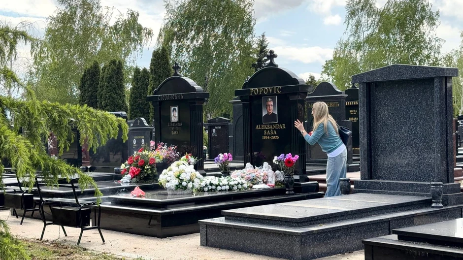 Suzana Jovanović na groblju