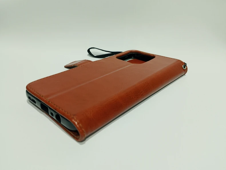 Kožna futrola za mobini