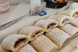 Najlepša starinska poslastica: Mekane ŠTRUDLICE SA PEKMEZOM - prave se ekspresno, mogu da stoje danima, ali su toliko dobre da jedva dočekaju sutra